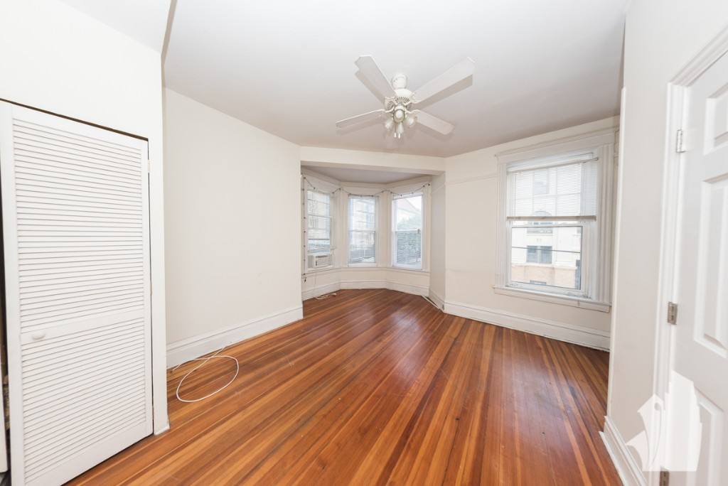 Apartment for rent at 2258 N Southport Ave #2, Chicago, IL 60614