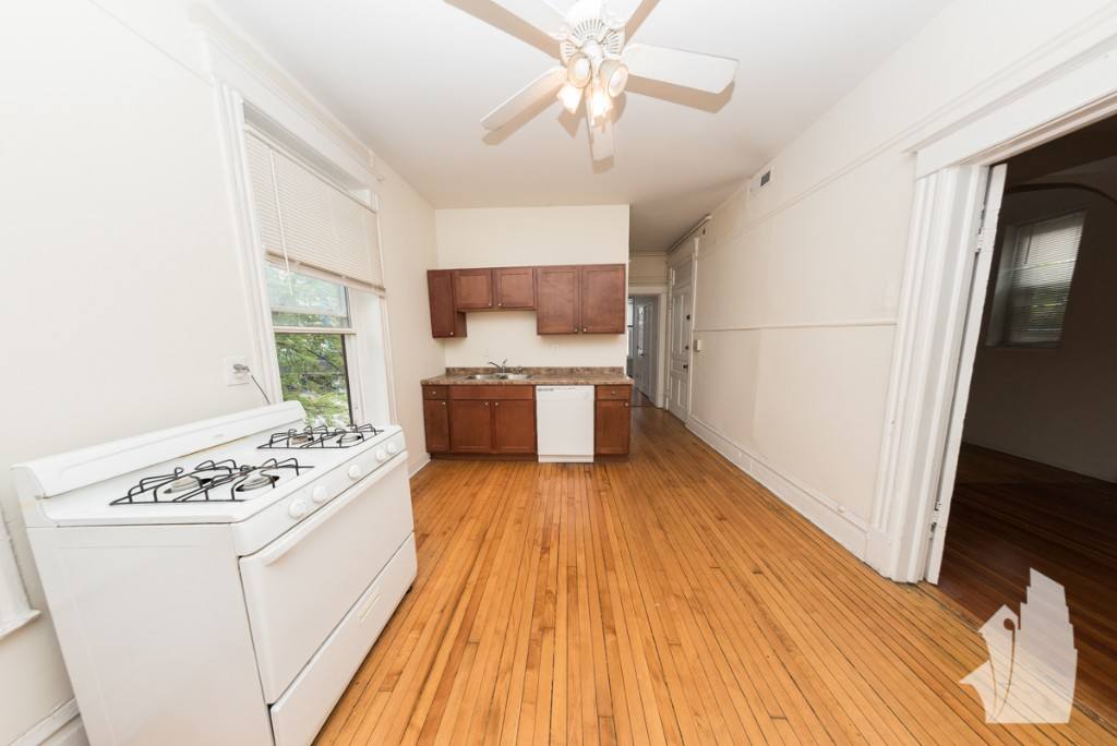 Apartment for rent at 2258 N Southport Ave #2, Chicago, IL 60614
