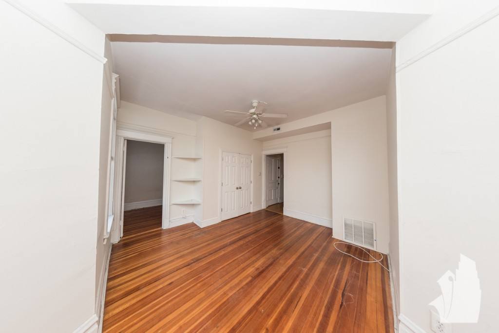 Apartment for rent at 2258 N Southport Ave #2, Chicago, IL 60614