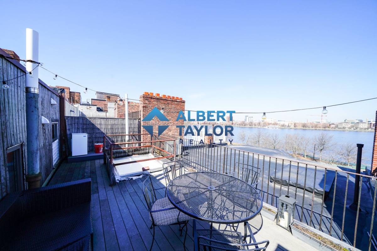 Apartment for rent at 39 Bay State Rd #5, Boston, MA 02215