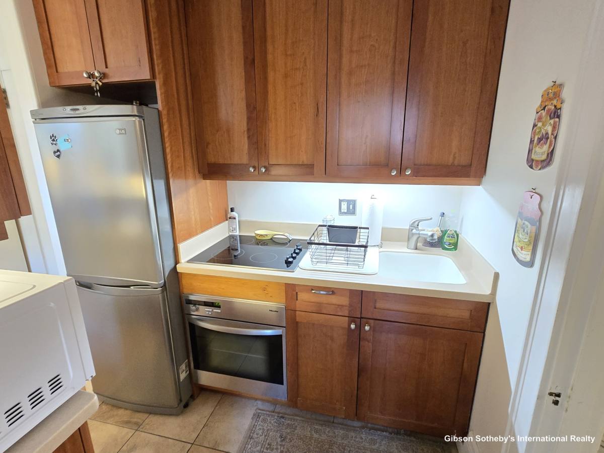 Apartment for rent at 21 Beacon St #9C, Boston, MA 02108