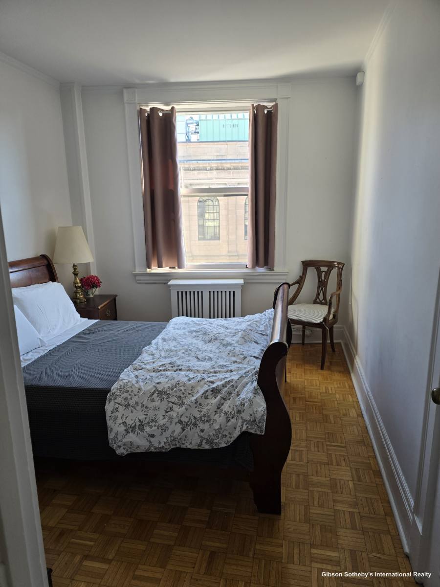 Apartment for rent at 21 Beacon St #9C, Boston, MA 02108