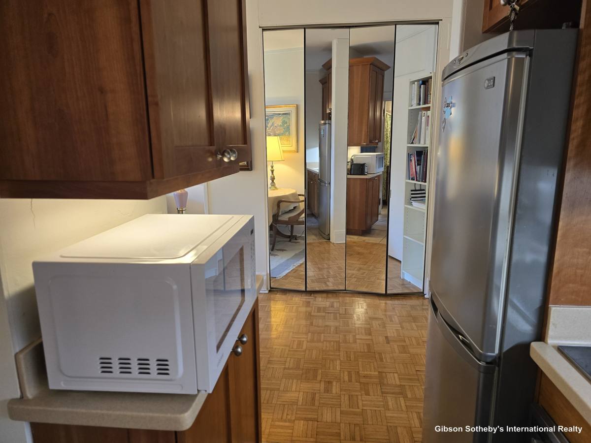 Apartment for rent at 21 Beacon St #9C, Boston, MA 02108