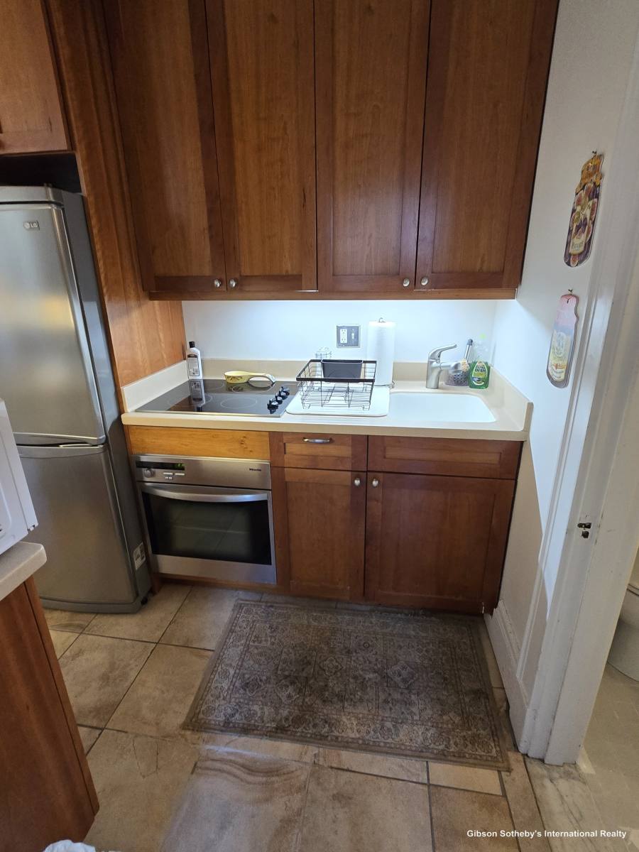 Apartment for rent at 21 Beacon St #9C, Boston, MA 02108
