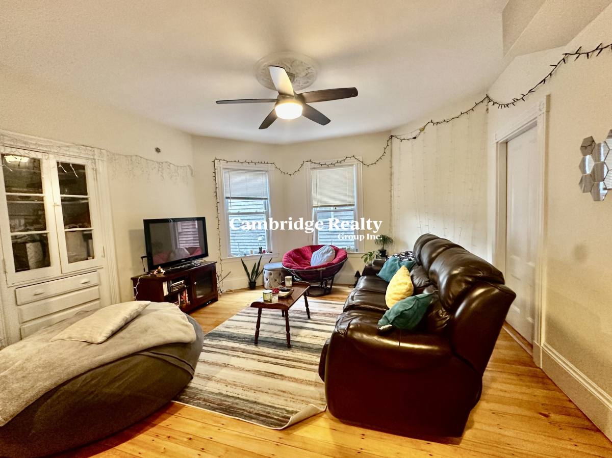Apartment for rent at 5 Sachem St #2T, Roxbury Crossing, MA 02120
