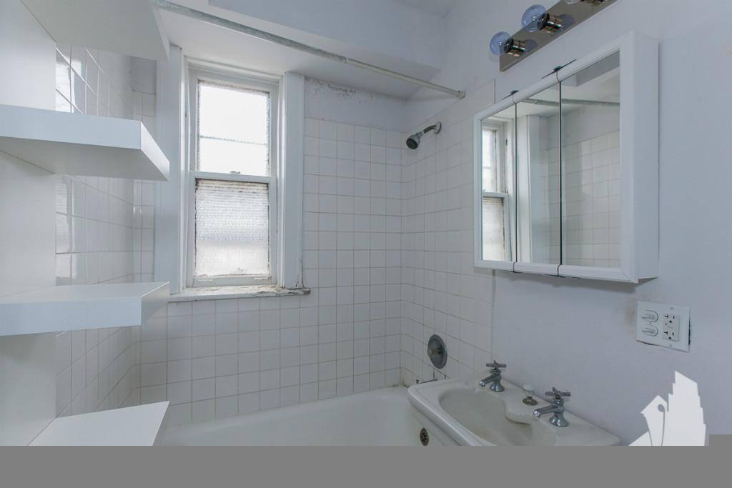Apartment for rent at 3620 N Marshfield #1A, Chicago, IL 60613