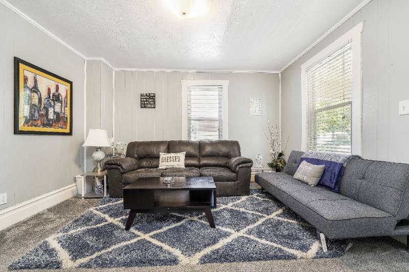 House for rent at 2500 S 600 E, Salt Lake City, UT 84106