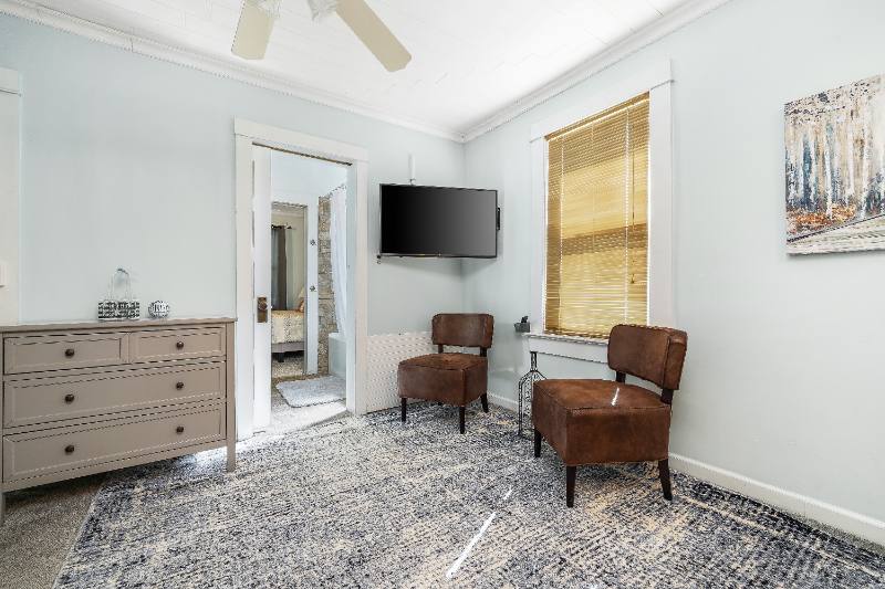 House for rent at 2500 S 600 E, Salt Lake City, UT 84106