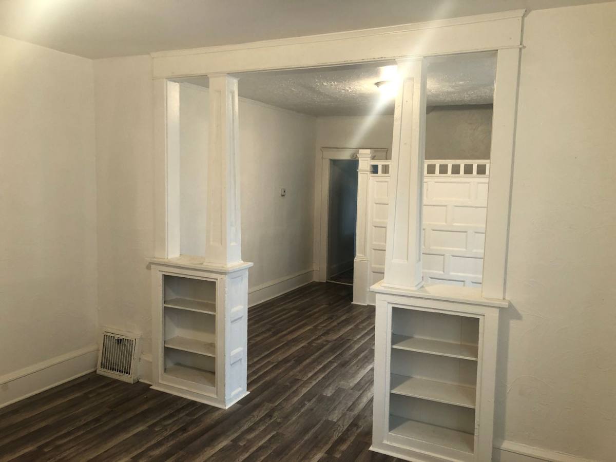 Apartment for rent at 1127 Victory St, Akron, OH 44301