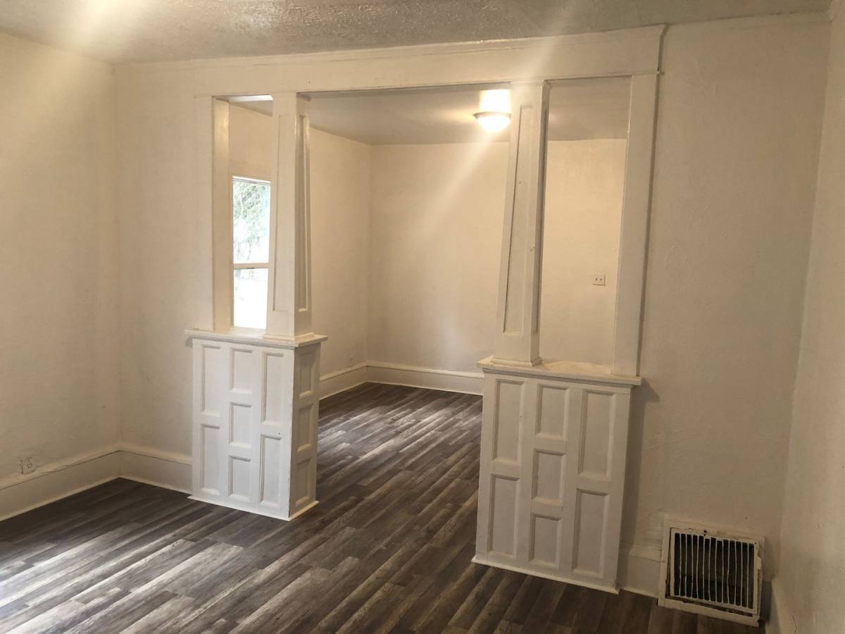Apartment for rent at 1127 Victory St, Akron, OH 44301