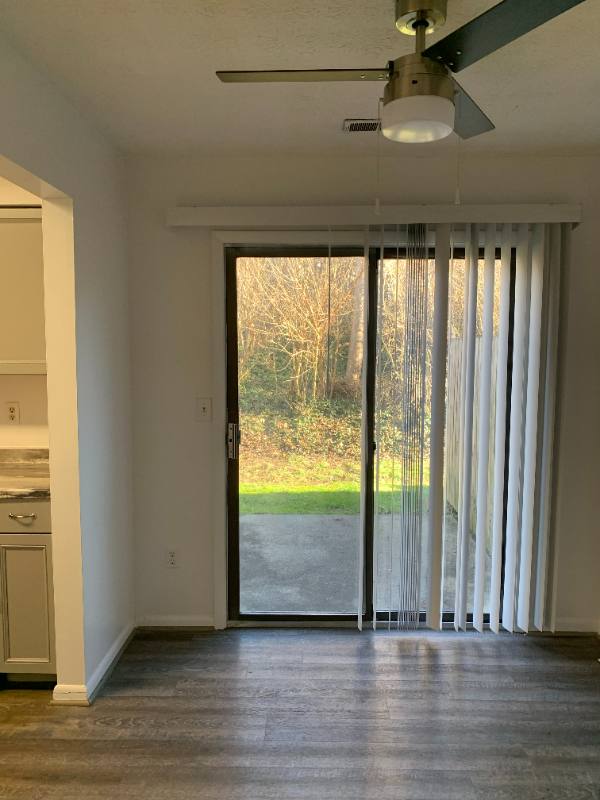 Townhouse for rent at 720 Ohio Pike #H, Cincinnati, OH 45245