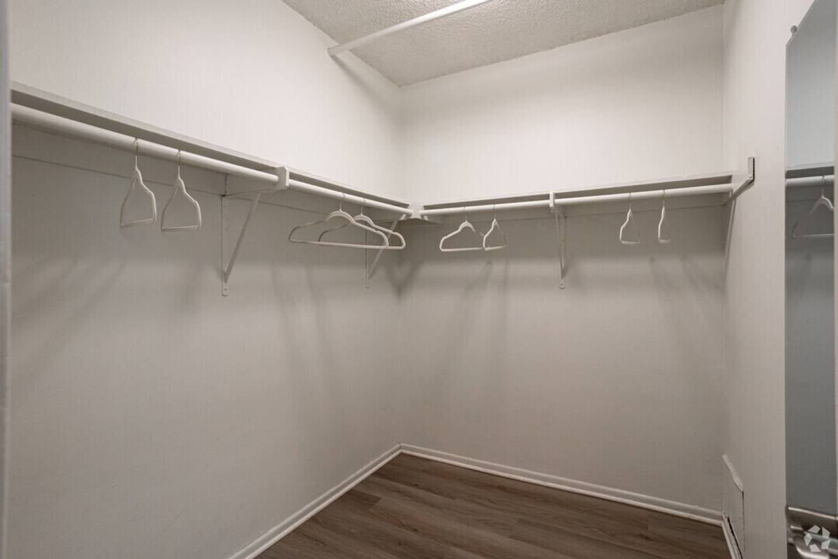 Apartment for rent at 1237 & 1243 N Dresden Place, Anaheim, CA 92801