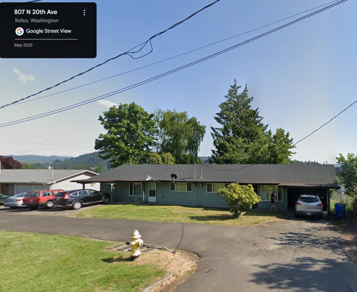 Apartment for rent at 802 N 20th Ave, Kelso, WA 98626