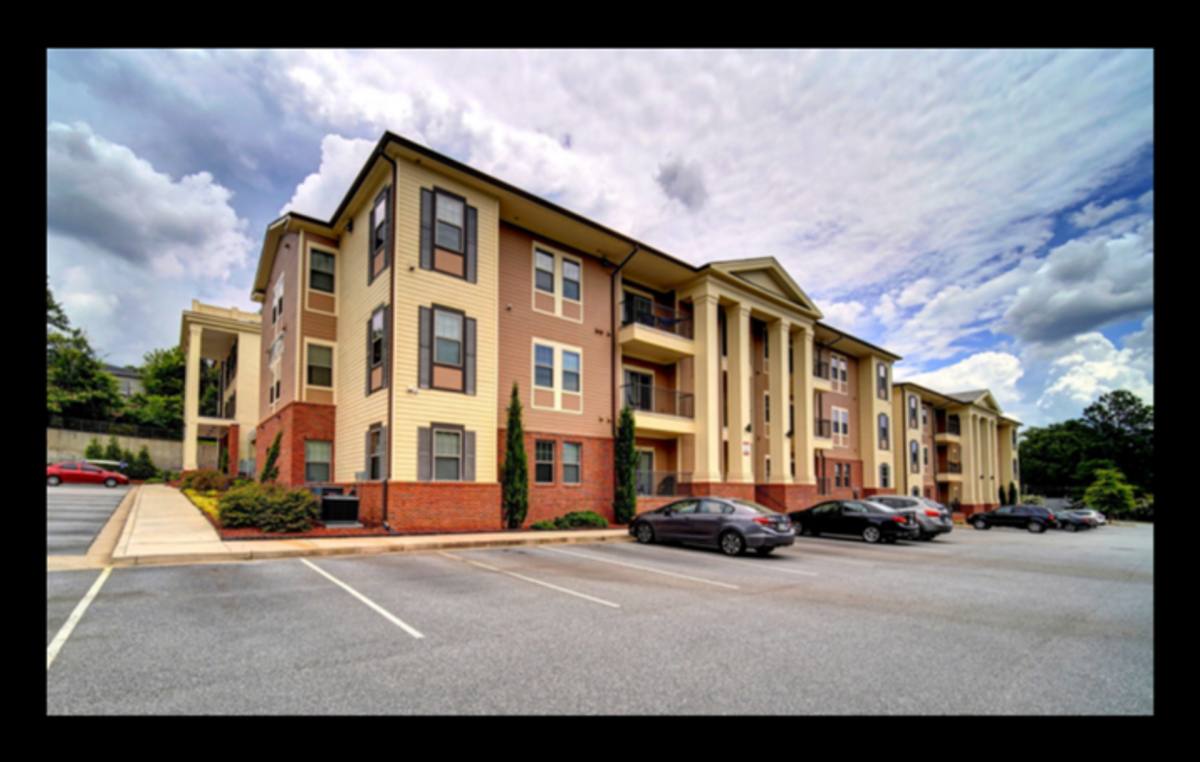 Apartment for rent at 311 E McIntosh St, Milledgeville, GA 31061