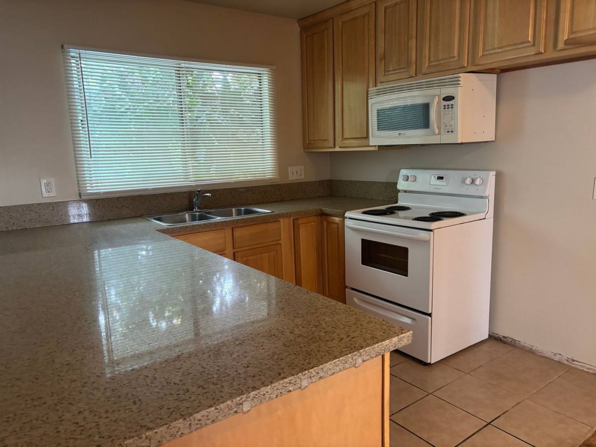 Apartment for rent at 6930 Fulton Ave, North Hollywood, CA 91605