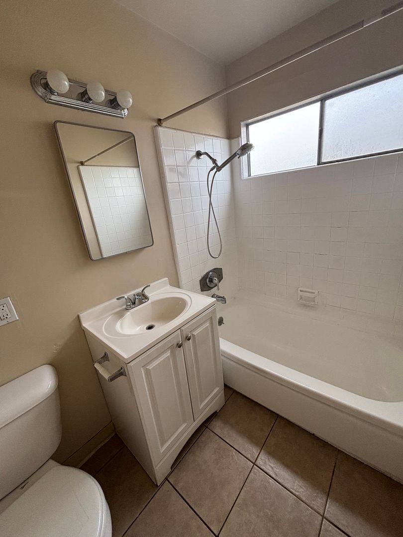 Apartment for rent at 6930 Fulton Ave, North Hollywood, CA 91605