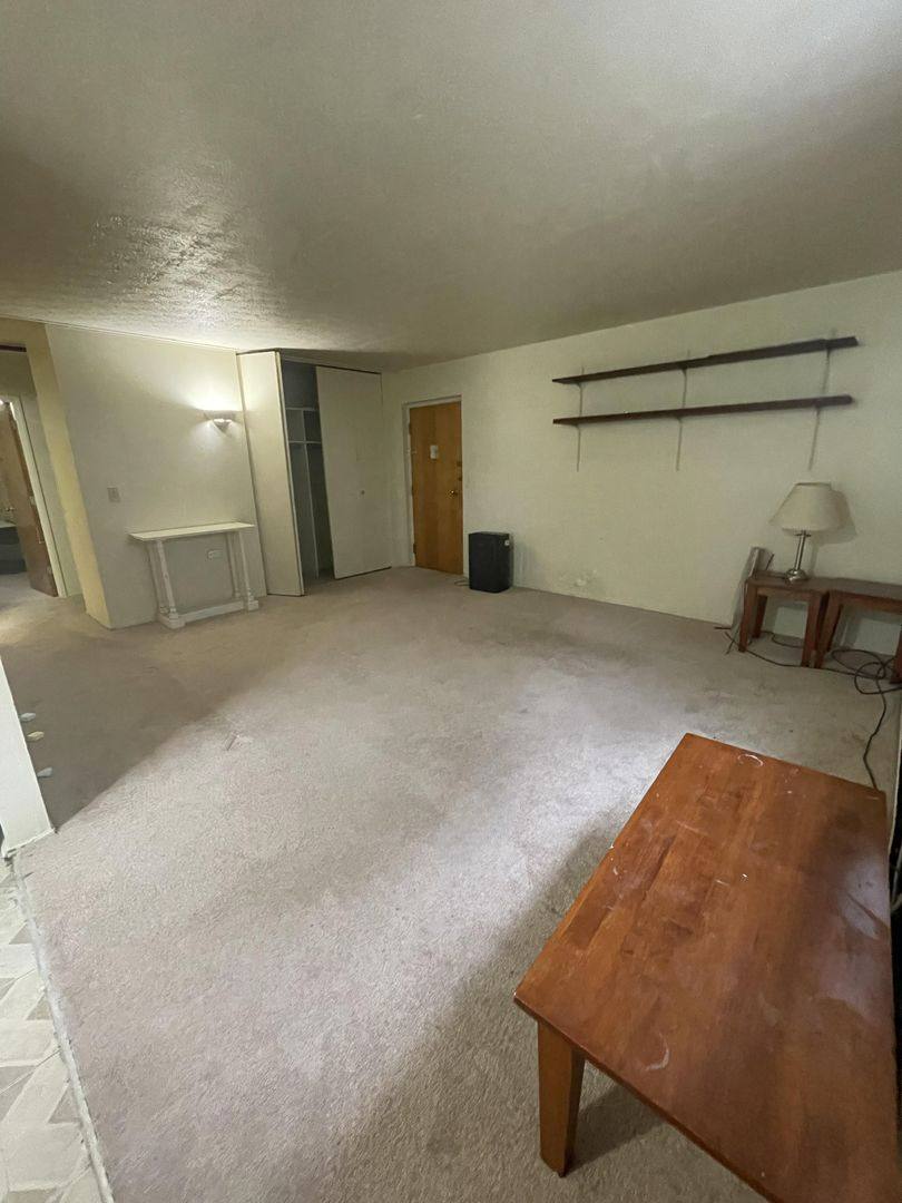 Apartment for rent at 526 Linden St, Ann Arbor, MI 48104