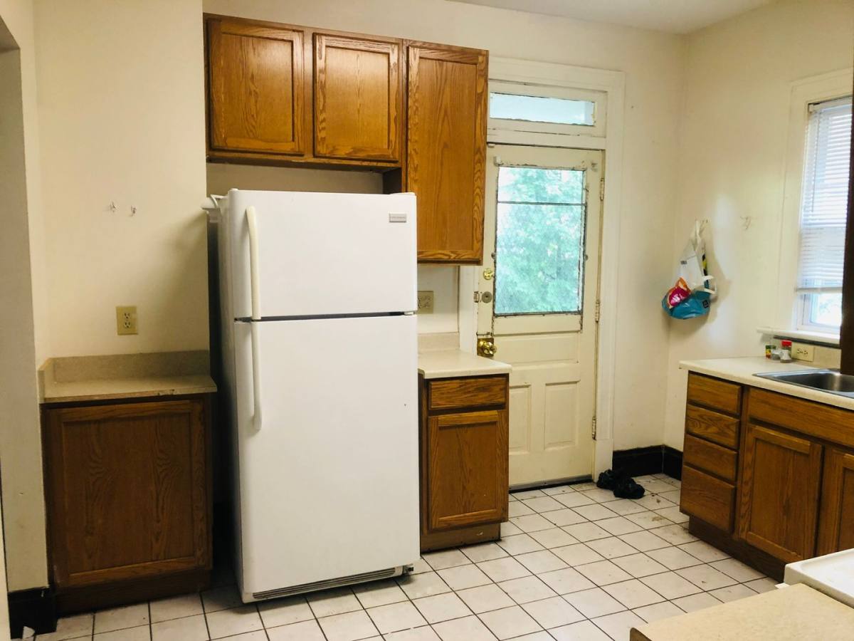 Apartment for rent at 2005 Summit St, Columbus, OH 43201