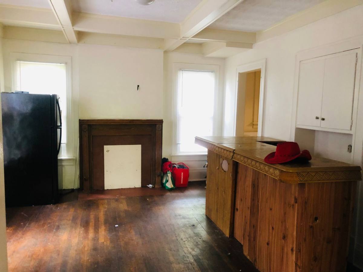 Apartment for rent at 2005 Summit St, Columbus, OH 43201
