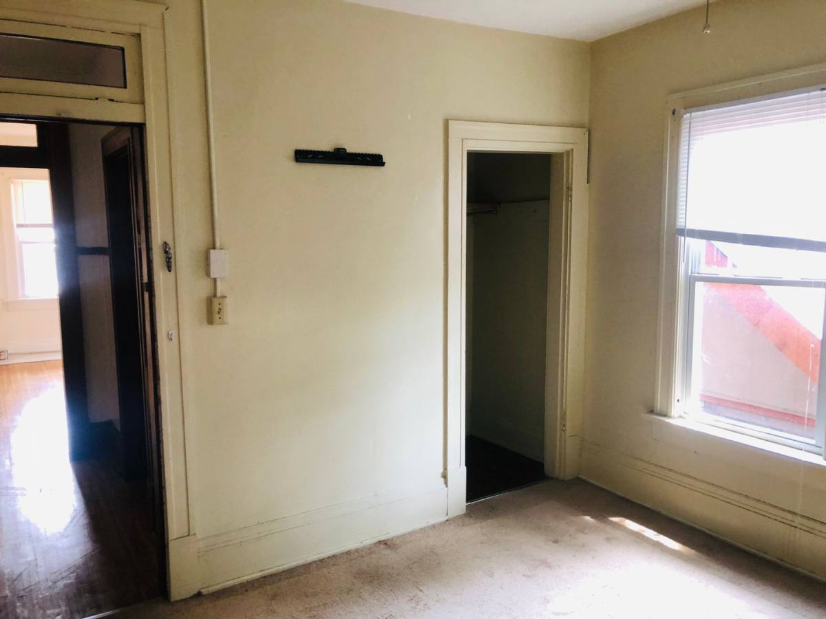 Apartment for rent at 2005 Summit St, Columbus, OH 43201