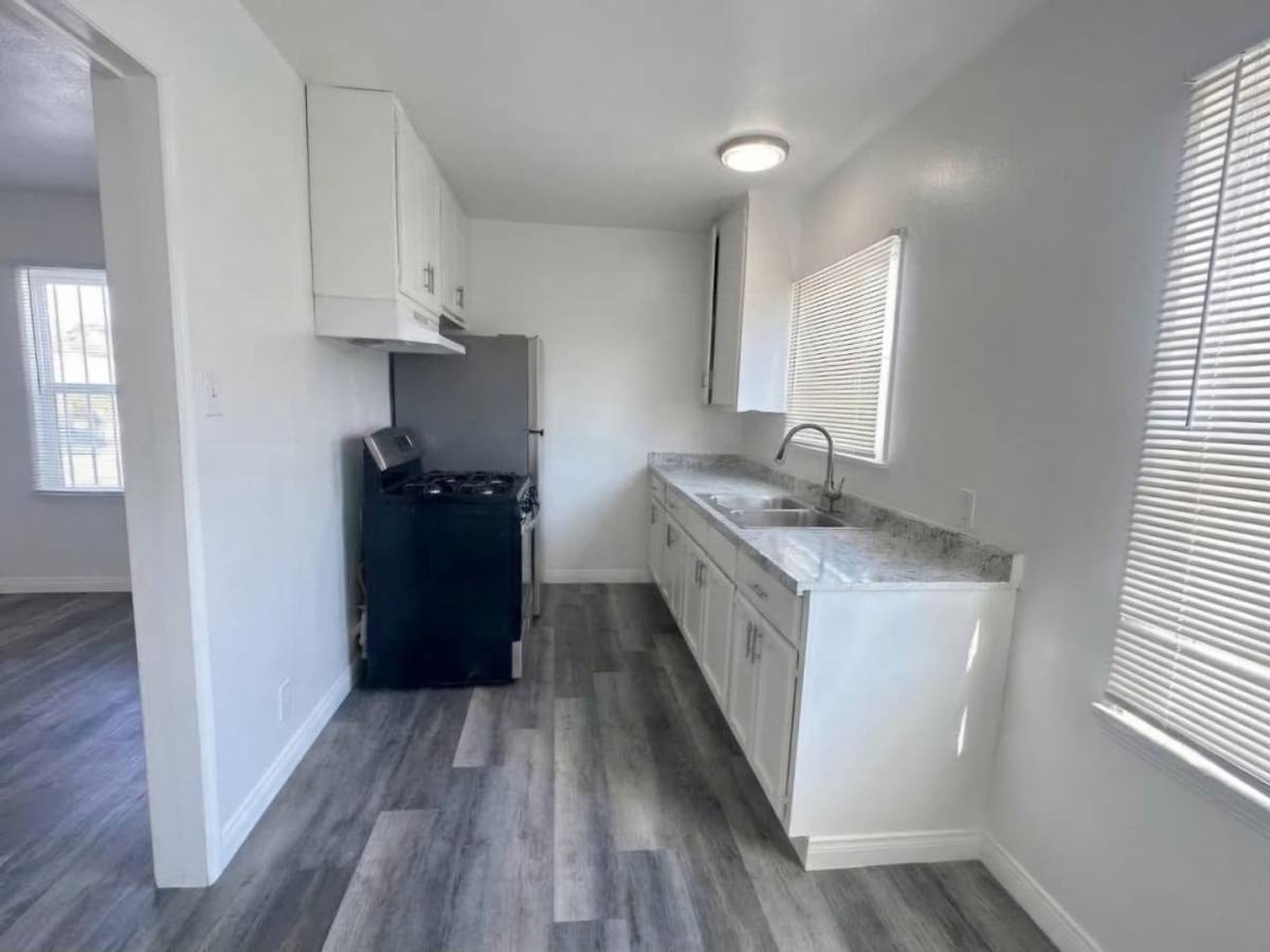 Apartment for rent at 1124 W 110th St, Los Angeles, CA 90044