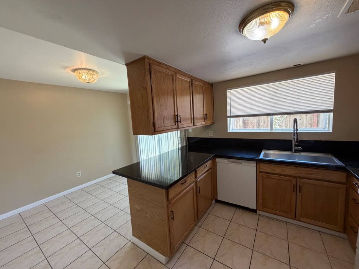 Condo for rent at 1624 W N Bear Creek Dr, Merced, CA 95348