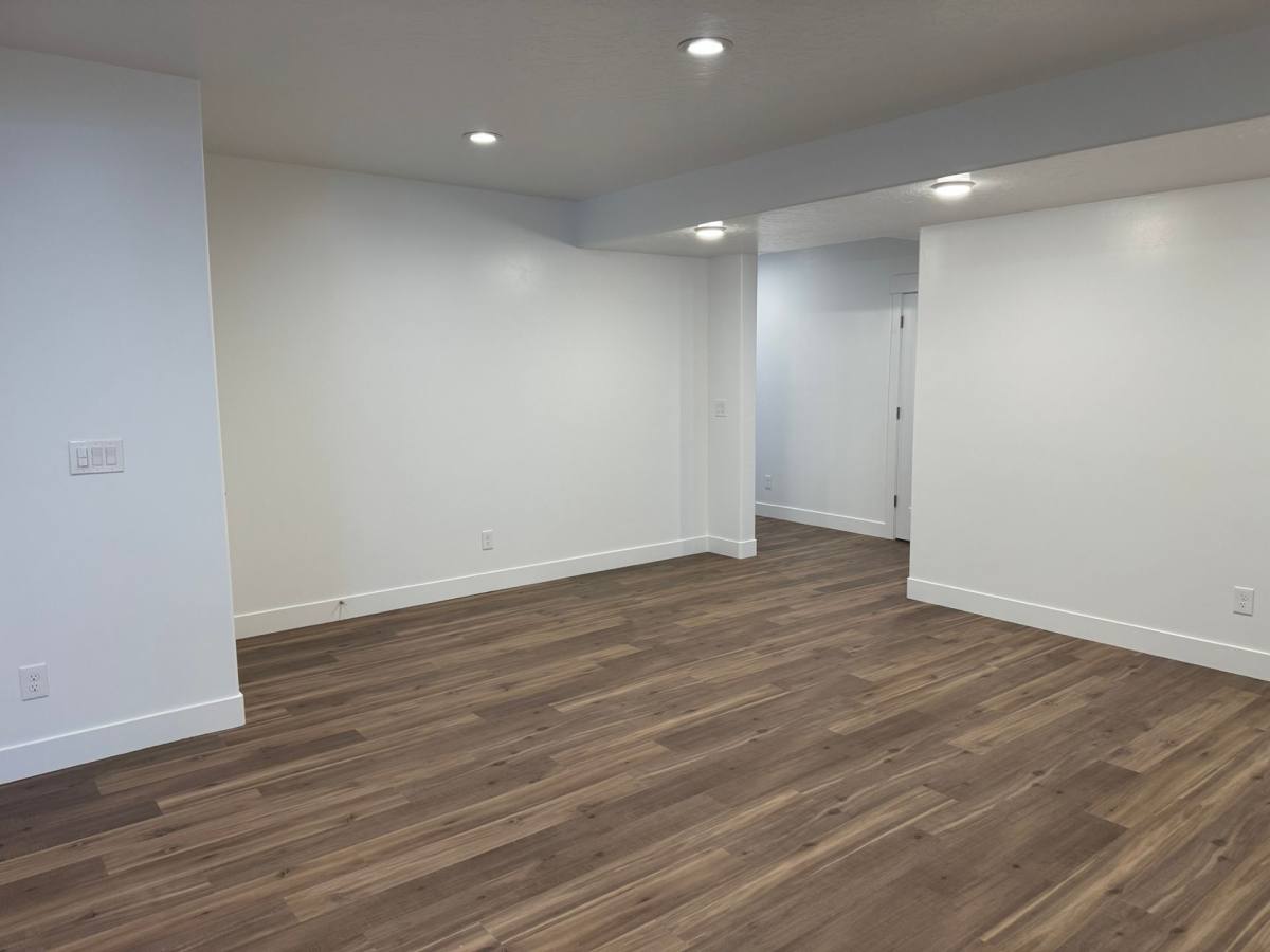 Apartment for rent at 286 W Saddlebrook Dr, Santaquin, UT 84655