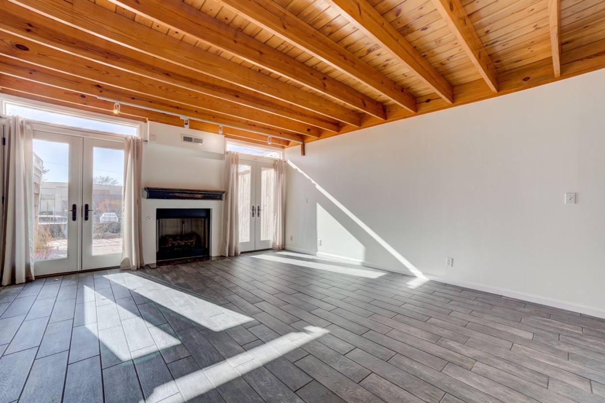 Condo for rent at 1616 S Peoria, Tulsa, OK 74120