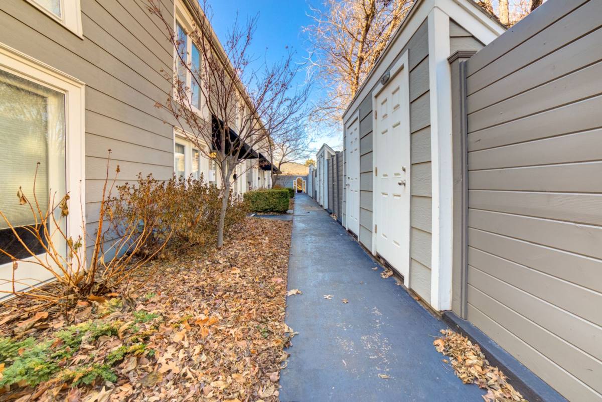 Condo for rent at 1616 S Peoria, Tulsa, OK 74120