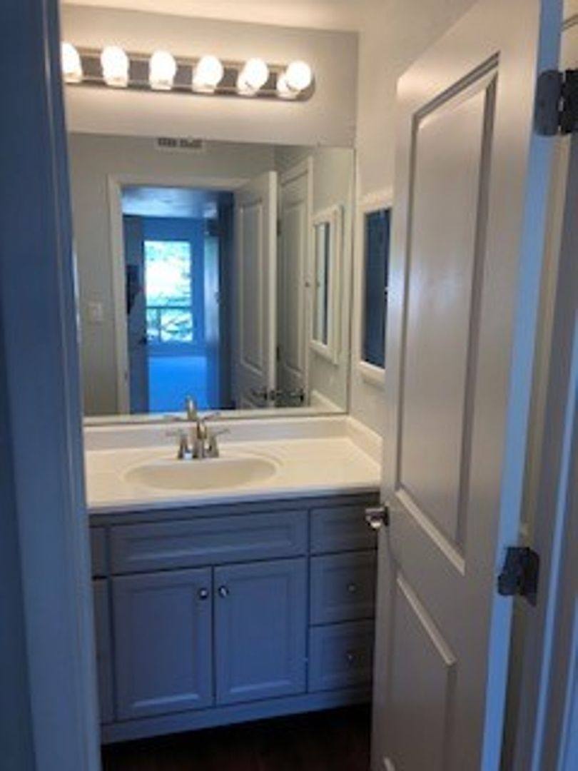 Condo for rent at 1601 Pennsylvania St NE, Albuquerque, NM 87110