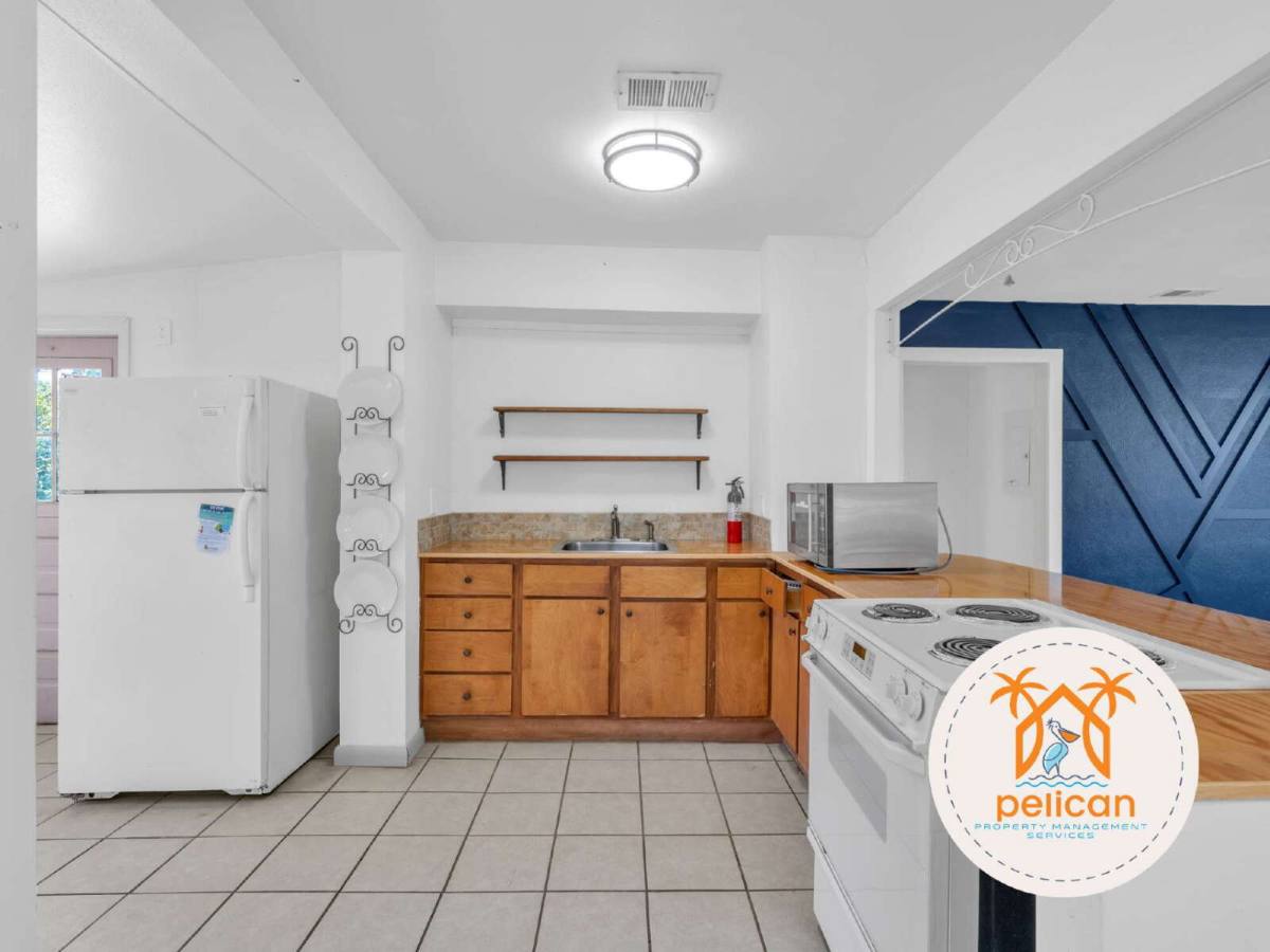 House for rent at 604 W Sunset Ave, Pensacola, FL 32507