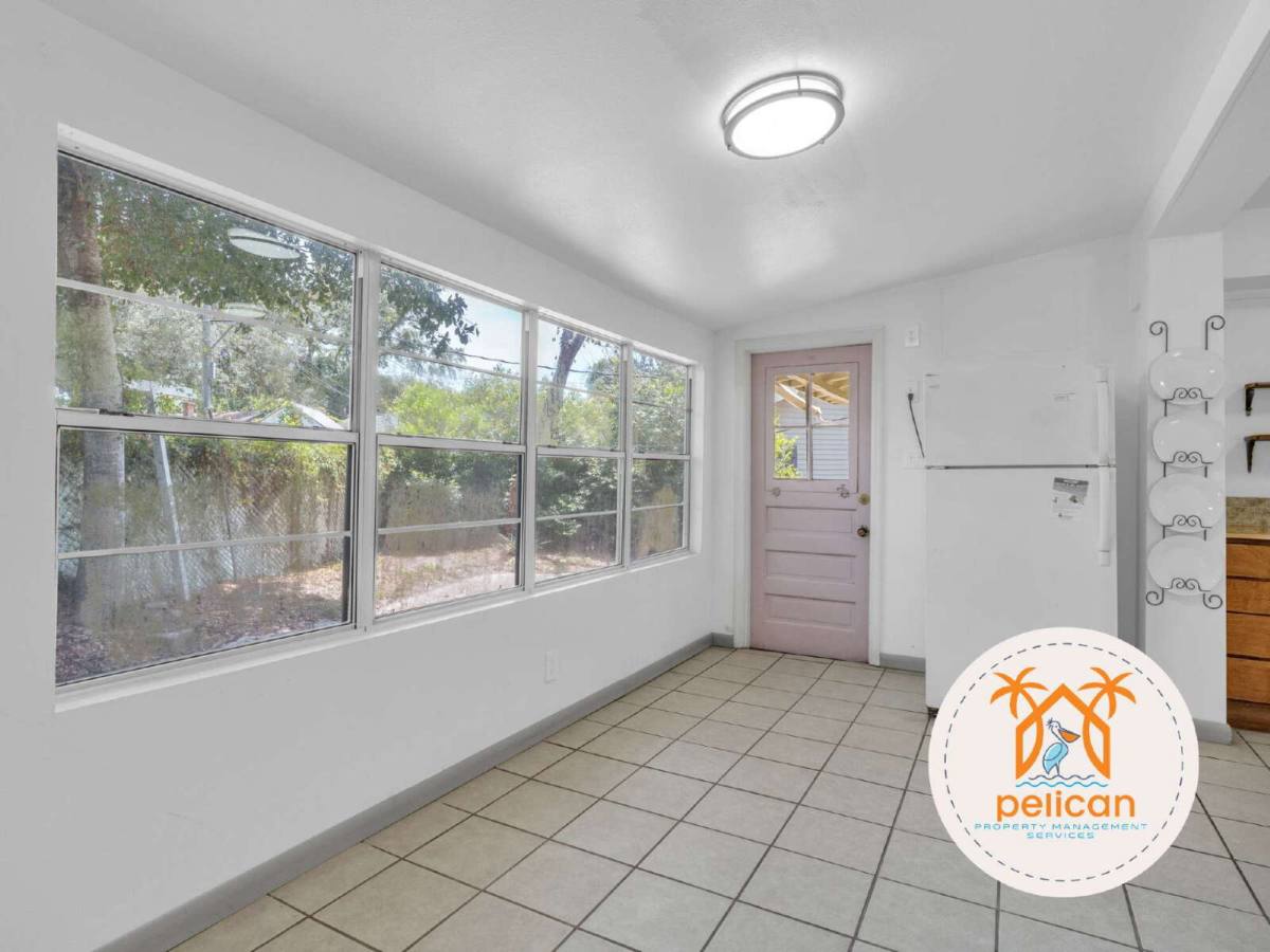 House for rent at 604 W Sunset Ave, Pensacola, FL 32507