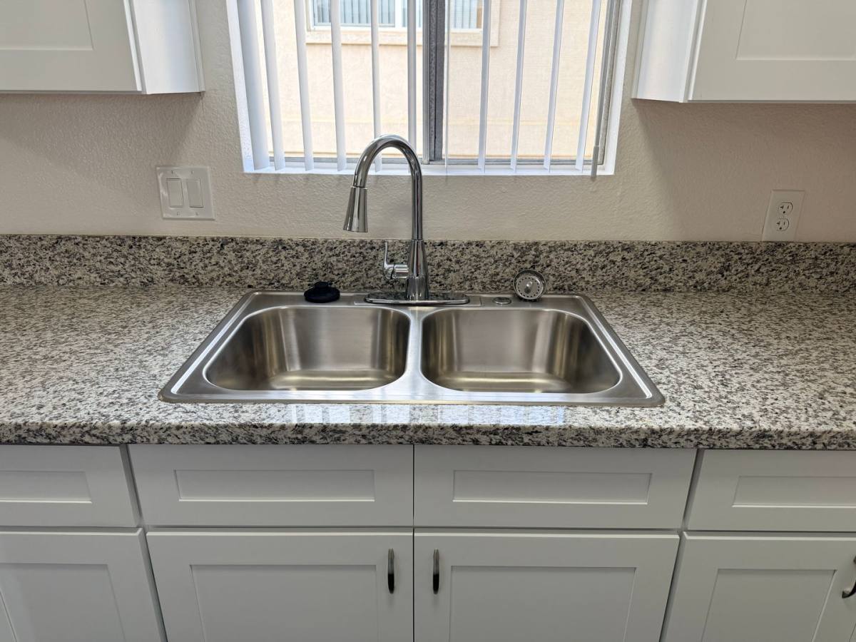 Apartment for rent at 236 Kennedy St, Chula Vista, CA 91911