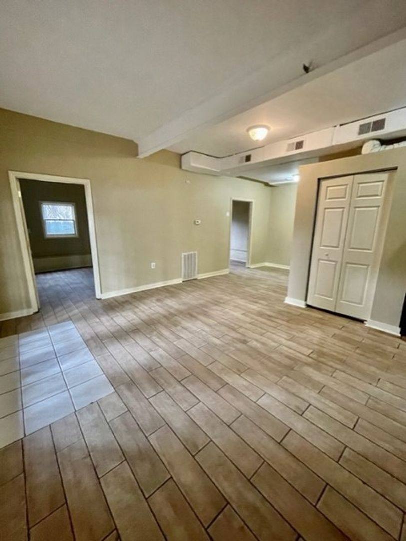 Apartment for rent at 929 McAlway Rd #B, Charlotte, NC 28211