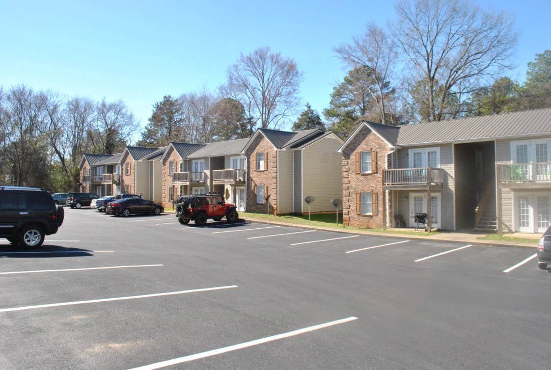 Apartment for rent at 415 Ladiga St, Jacksonville, AL 36265