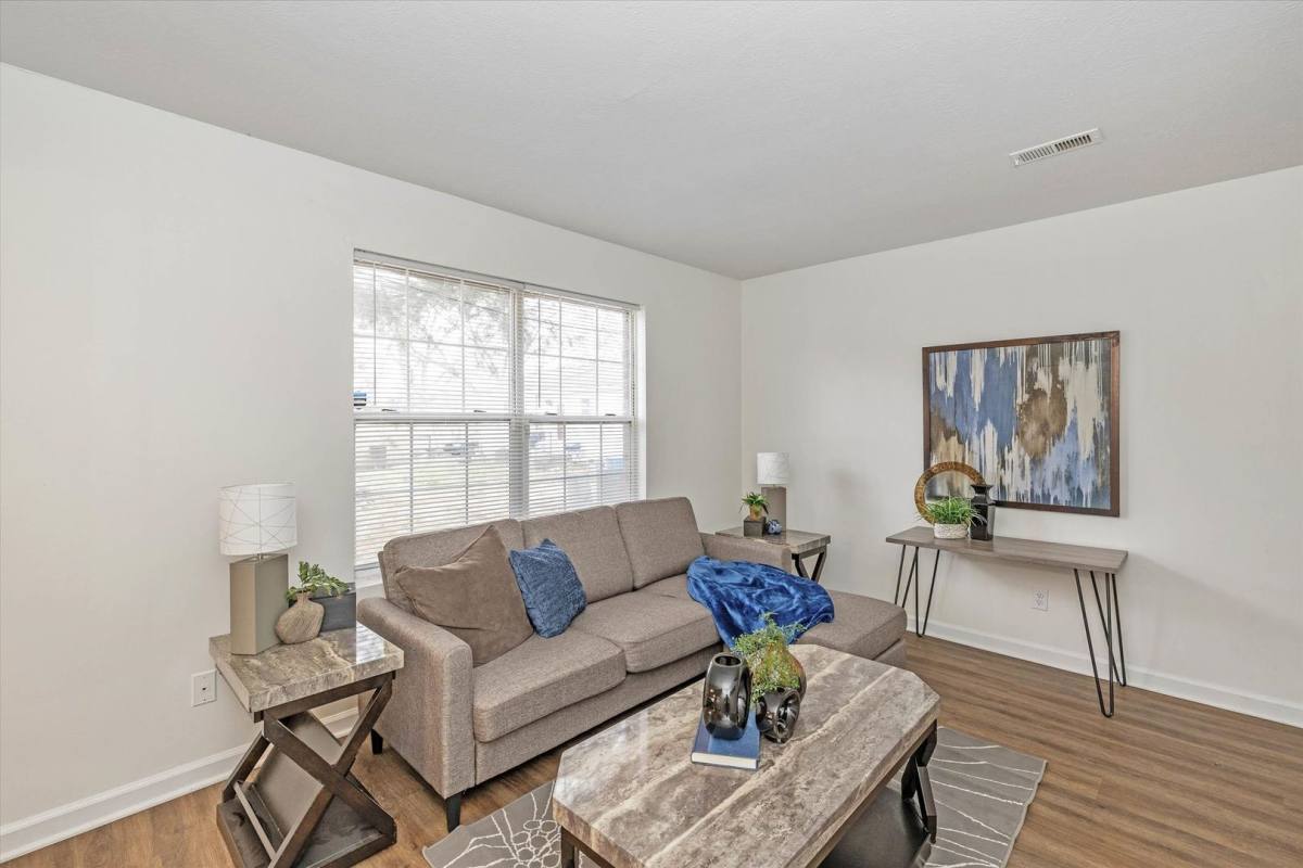 Apartment for rent at 1965 E Main St, Danville, IN 46122