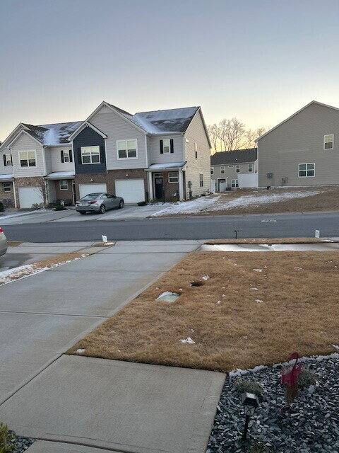 Townhouse for rent at 453 Bee Cove Way, Pendleton, SC 29670