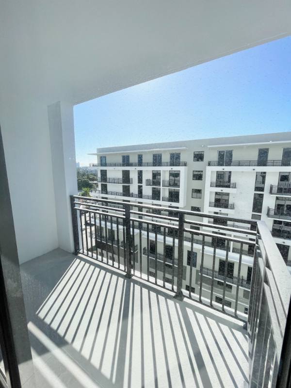 Apartment for rent at 1940 Van Buren St #701, Hollywood, FL 33020