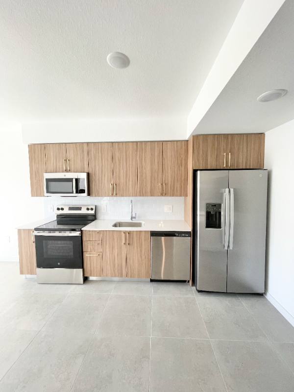 Apartment for rent at 1940 Van Buren St #701, Hollywood, FL 33020