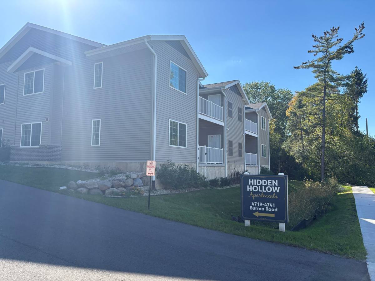 Apartment for rent at Hidden Hollow - McFarland, 4719-4741 Burma Rd, McFarland, WI 53558