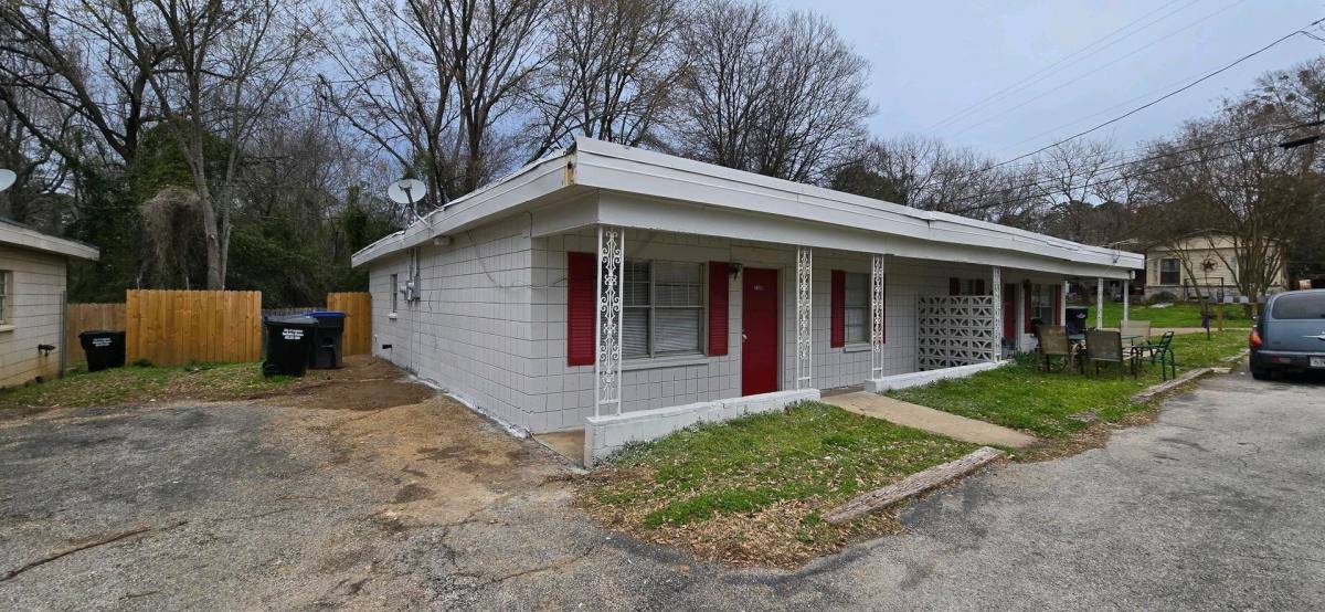 Apartment for rent at 210 Ruby Lane, Longview, TX 75604