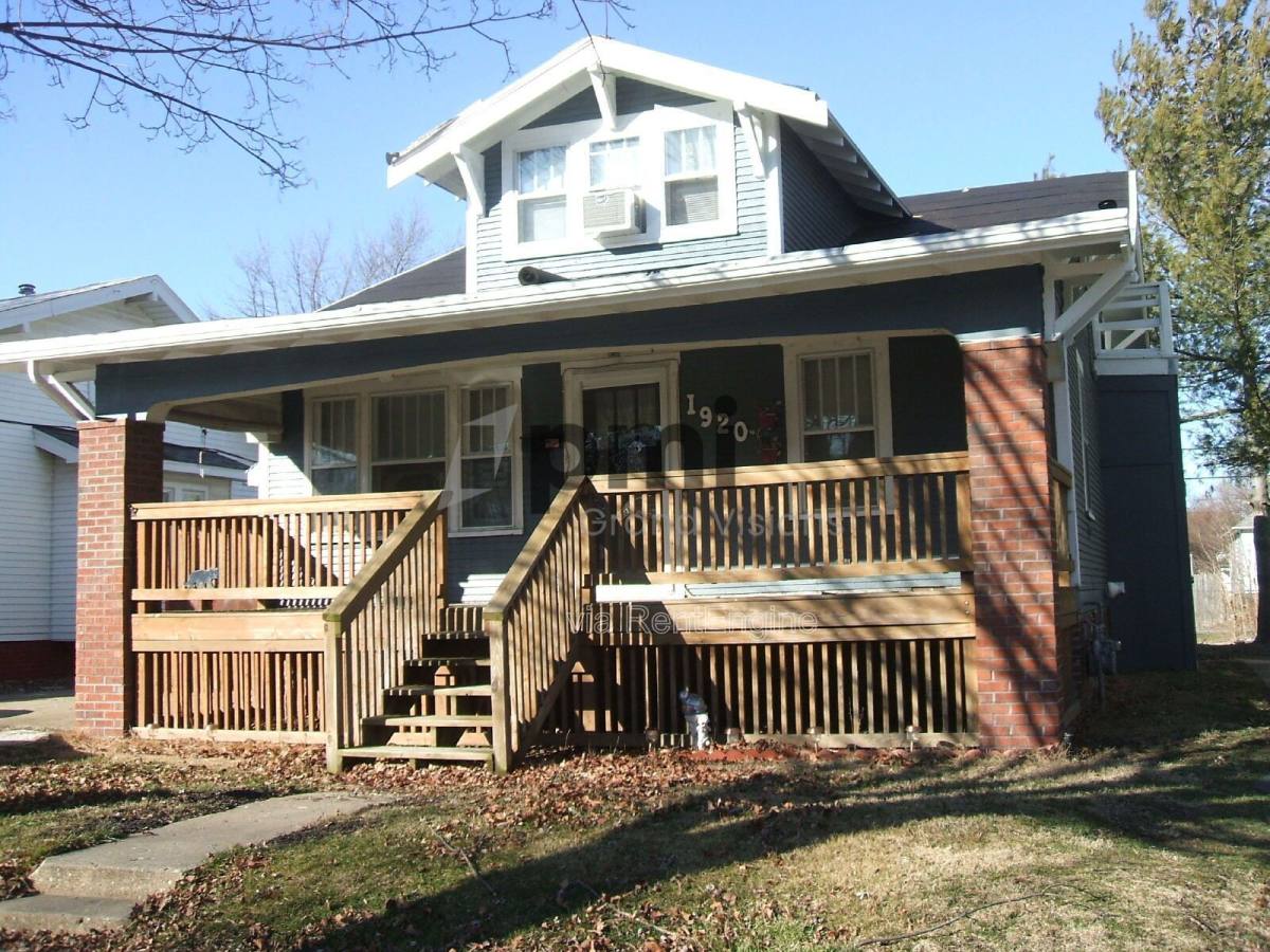 House for rent at 1920 E Wood St, Decatur, IL 62521