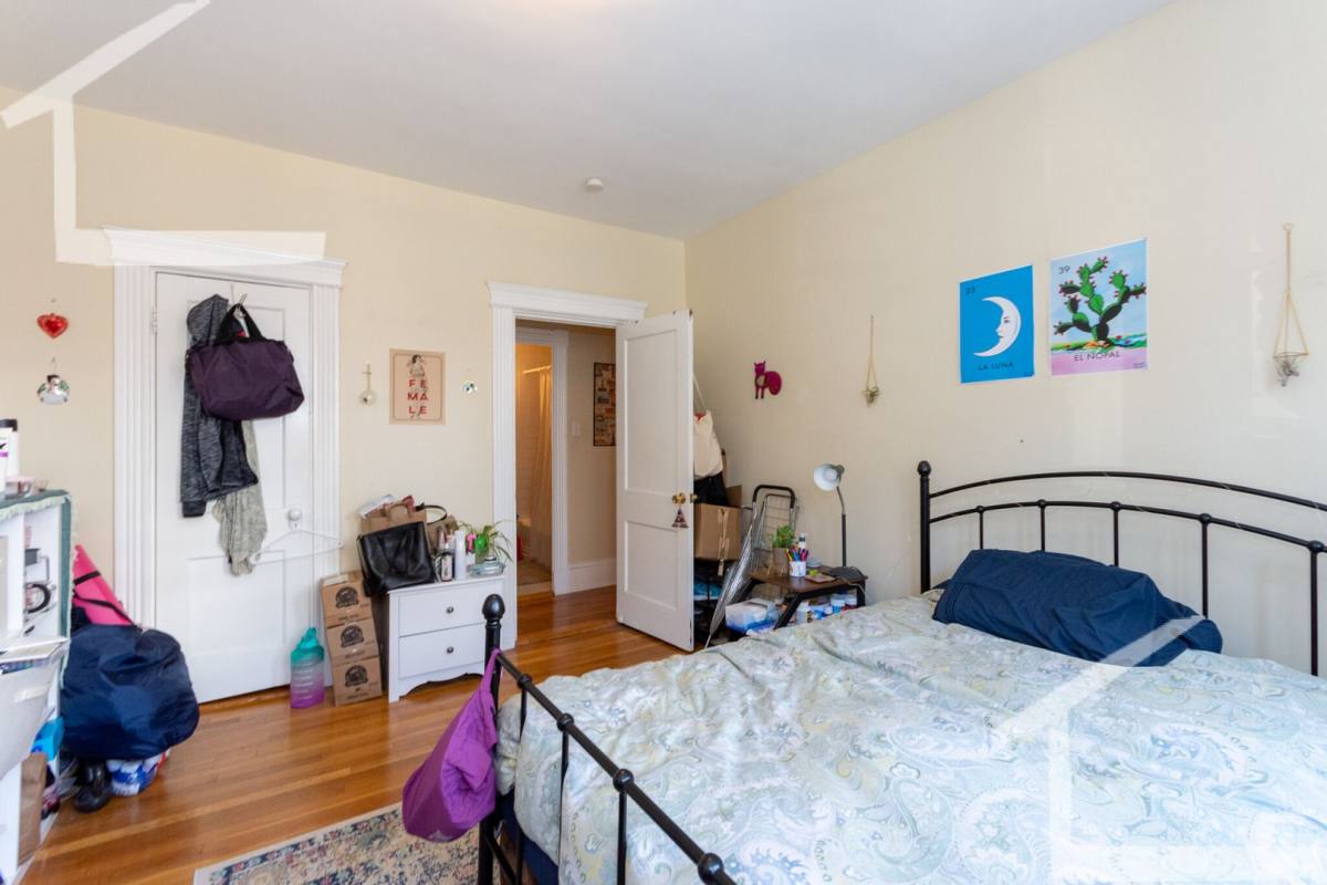 Apartment for rent at 14 Fuller St #2, Brookline, MA 02446