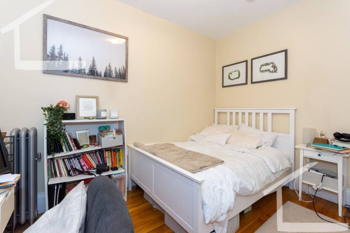 Apartment for rent at 14 Fuller St #2, Brookline, MA 02446