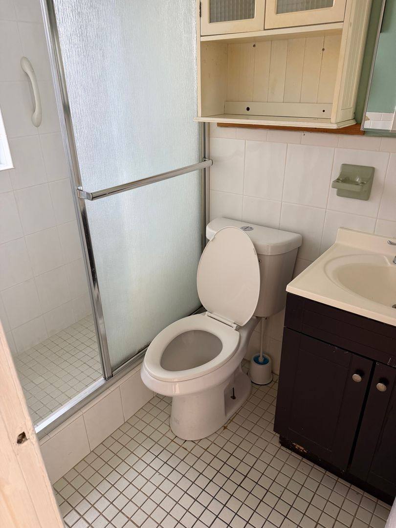 Apartment for rent at 1044 NE 16 Terrace, Fort Lauderdale, FL 33304