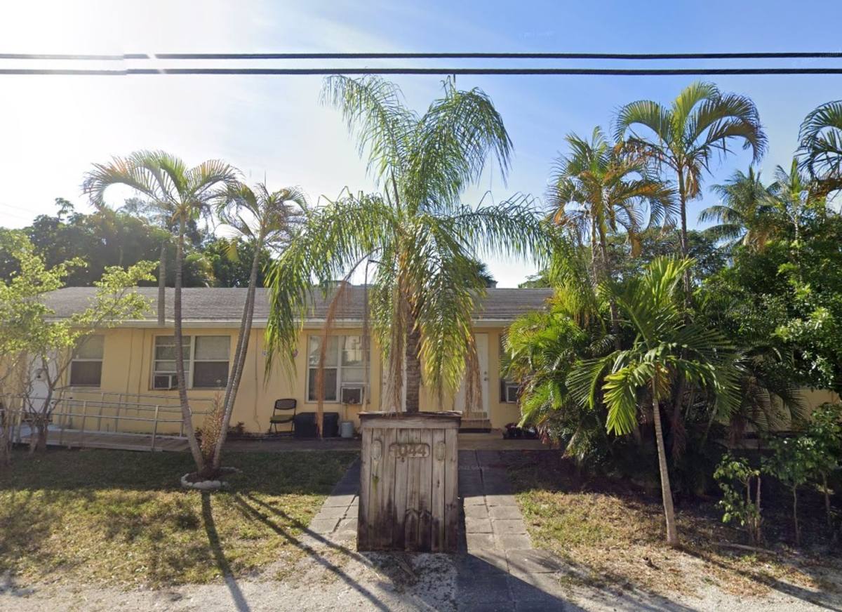 Apartment for rent at 1044 NE 16 Terrace, Fort Lauderdale, FL 33304