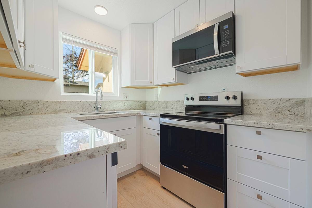 Apartment for rent at 1305 Sylvan Meadows A, Modesto, CA 95355