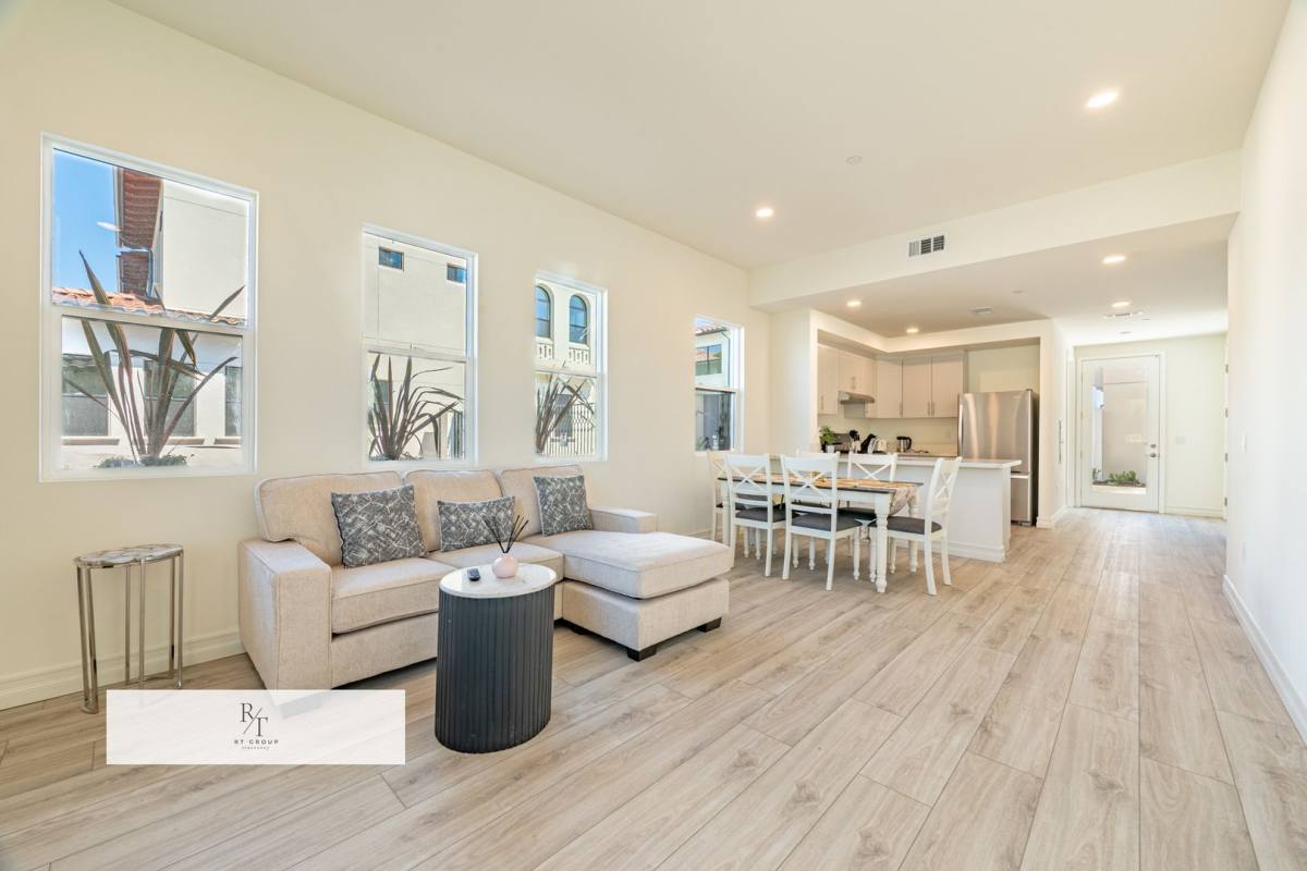 Apartment for rent at 160 N New Ave, Monterey Park, CA 91755
