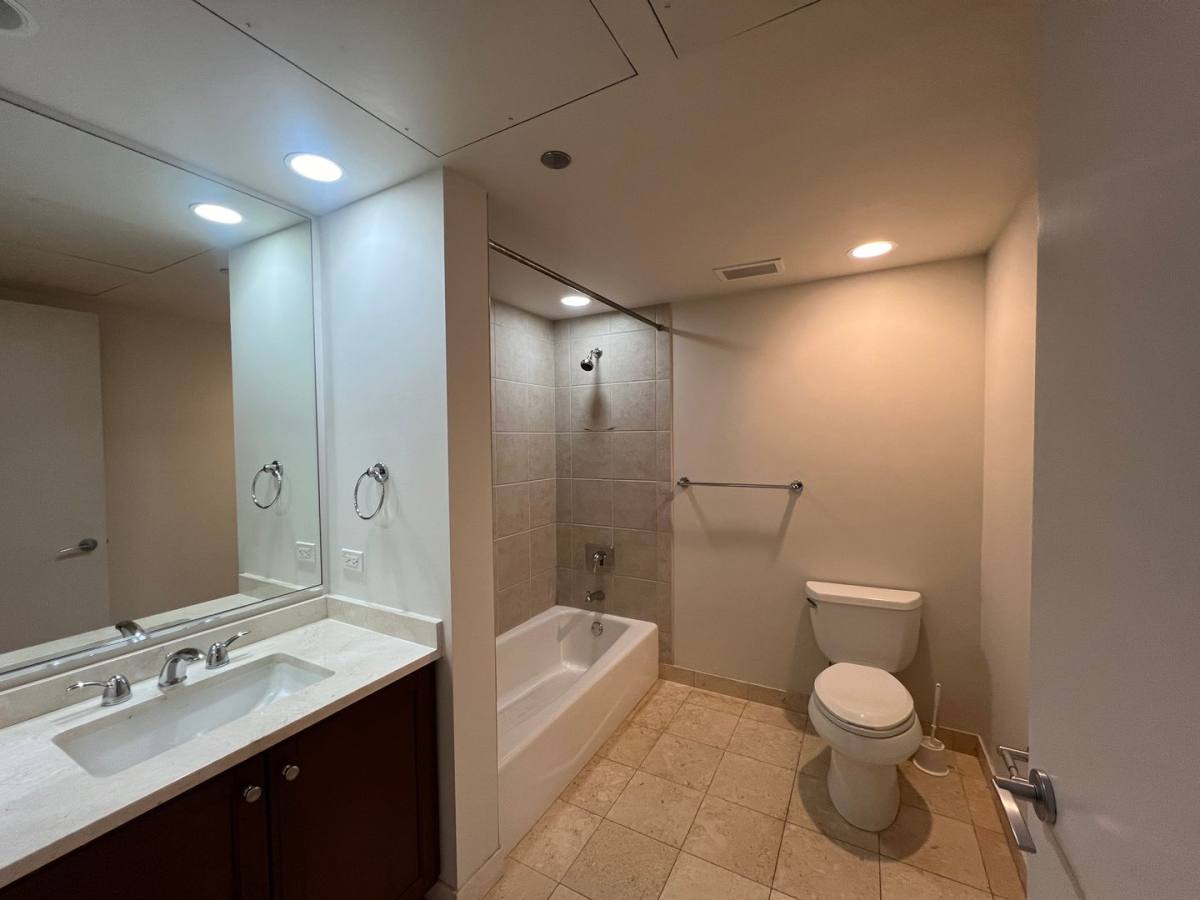 Condo for rent at 60 E Monroe St, Chicago, IL 60603