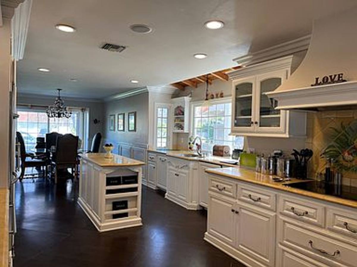 House for rent at 32008 Foxmoor Court, Westlake Village, CA 91361